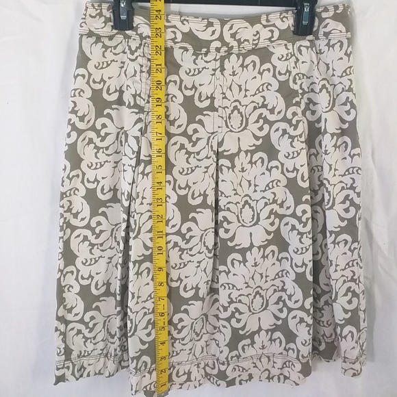 Merona Skirt Taupe Background w/ Cream Pattern 8 - Picture 2 of 7